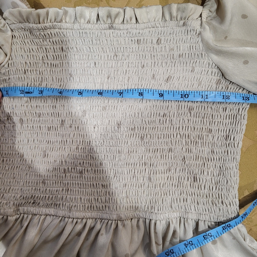 Cream And Tan Spotted Elastic Smocked Off Shoulder Peasant Blouse - Picture 4 of 5